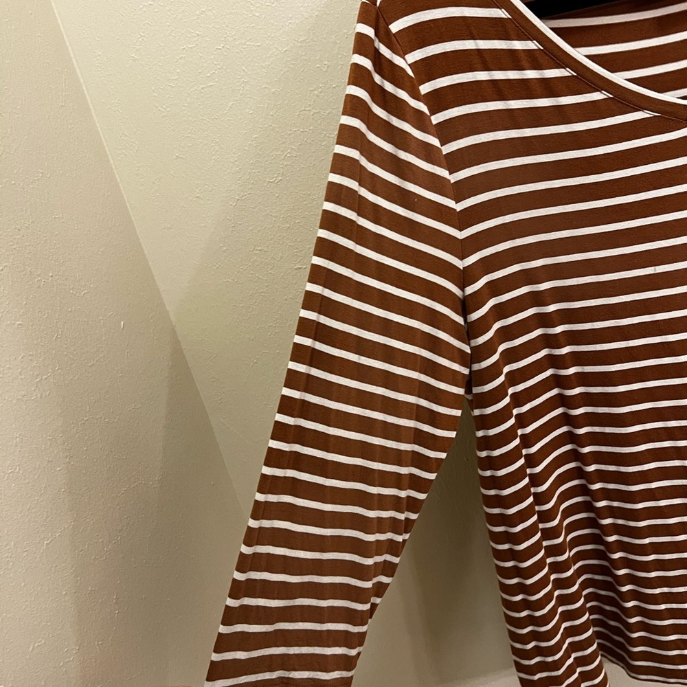 Chico's Brown and White Striped V-Neck Long Sleeve Tee - Picture 3 of 5